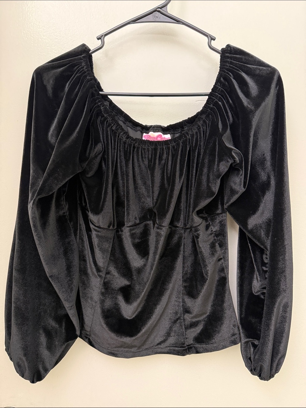 Pinup Couture Black Stretch Velvet Long-Sleeve Top Size Large